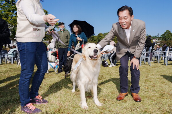 수원특례시, 수원새빛돌봄 반려동물(견) 일시보호 서비스 이용료 조정